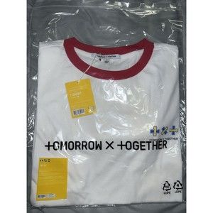 LARGE T-shirt 01 TOMORROW X TOGETHER WORLD TOUR Official 201450